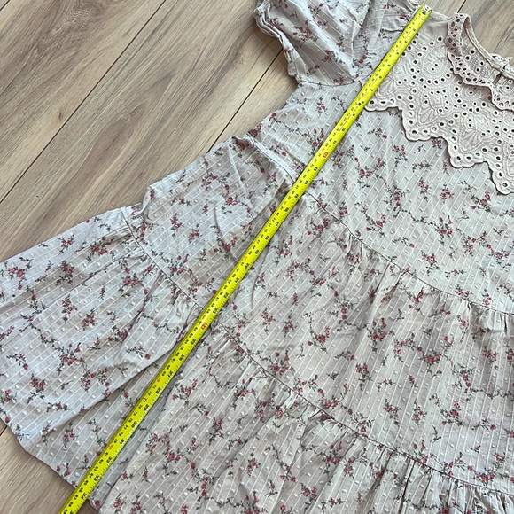 Moon River Floral Print Puff Sleeve Mini Dress - Picture 9 of 9